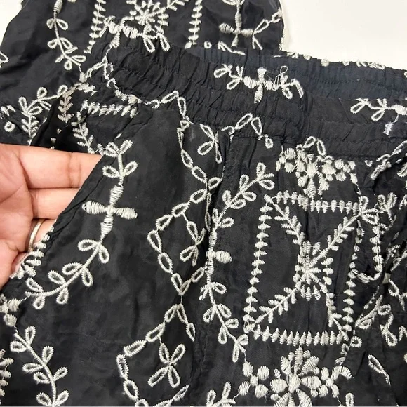 Johnny Was Peaches All Over Embroidered Pants Joggers Pete & Greta (size M) - Picture 8 of 13